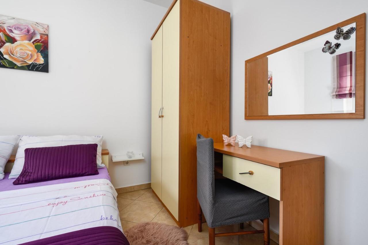 Bozica House With Apartments Murine Exterior photo